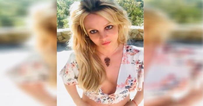 Britney Spears disfruta su libertad y se desnuda en Instagram